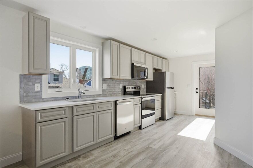 Photo - 23 Blake Street Unit 1