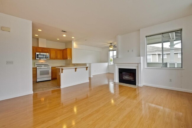 Living room, dining, kitchen - 24 Crystal Ct
