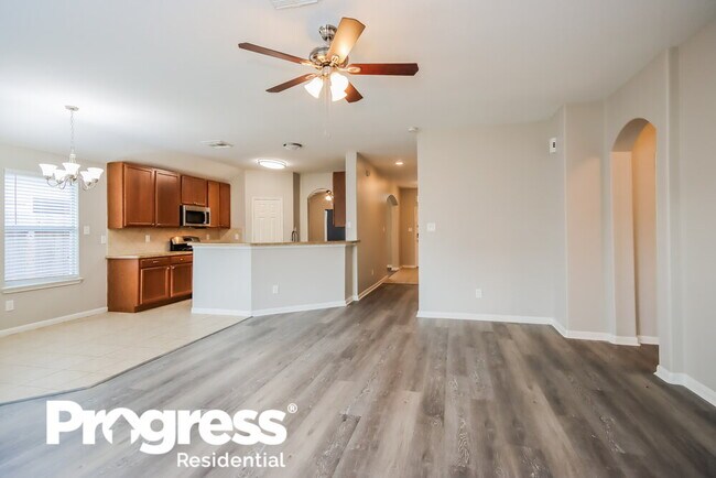 Foto del edificio - 12907 Pine Woods St