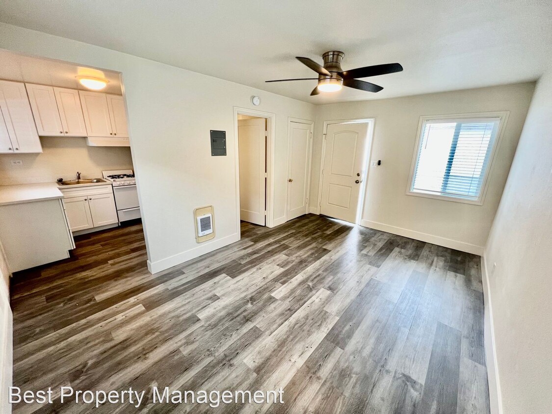Foto principal - Studio, 1 bath House - 759 Fargo Ave