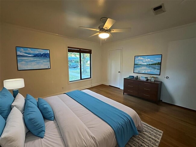 Foto del edificio - 4711 Fairview Dr