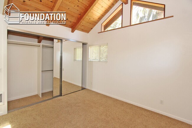 Foto del edificio - 1 br, 1 bath House - 105 3rd Street #4