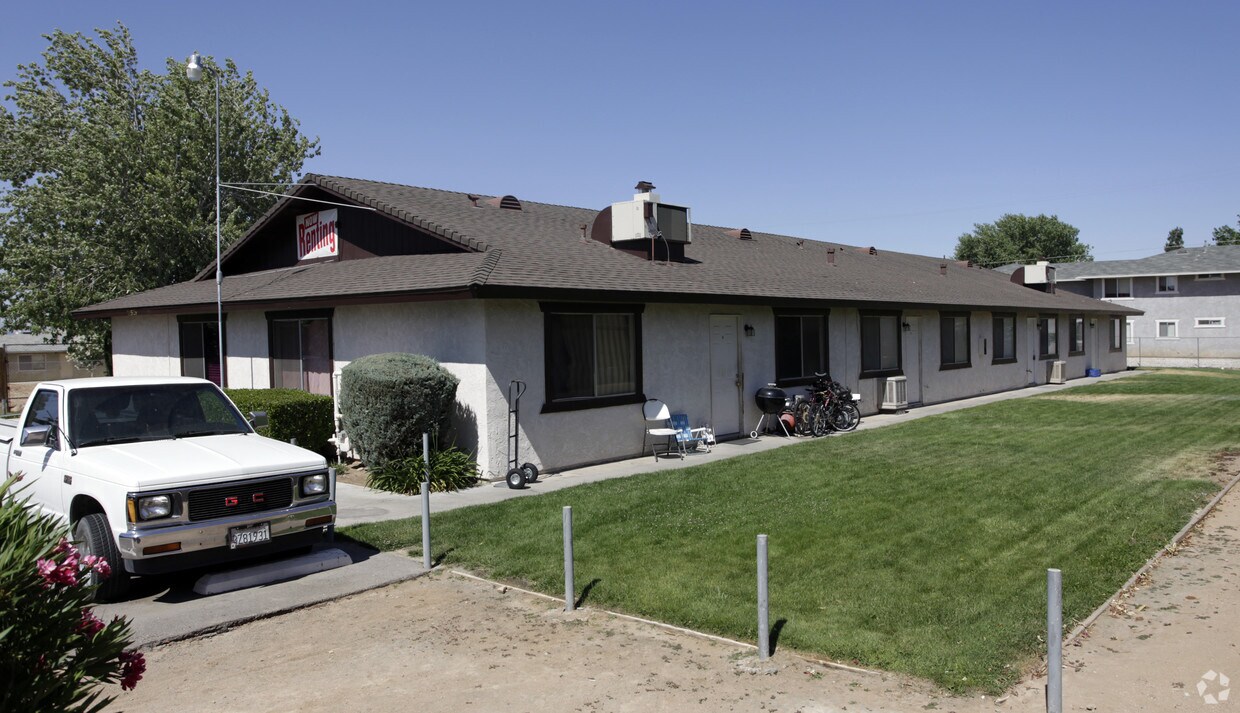Primary Photo - 11875 A Ave