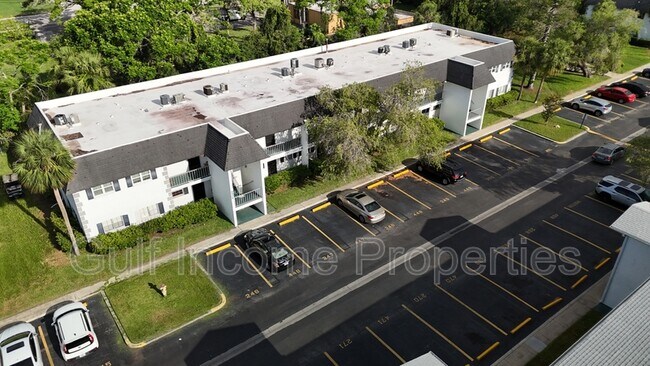 Building Photo - 4504 3rd St Cir W