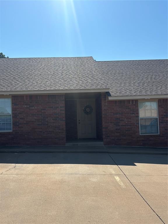 Foto principal - 106 Stewart Ave