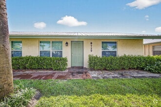 Building Photo - 8729 SE Hobe Ridge Ave