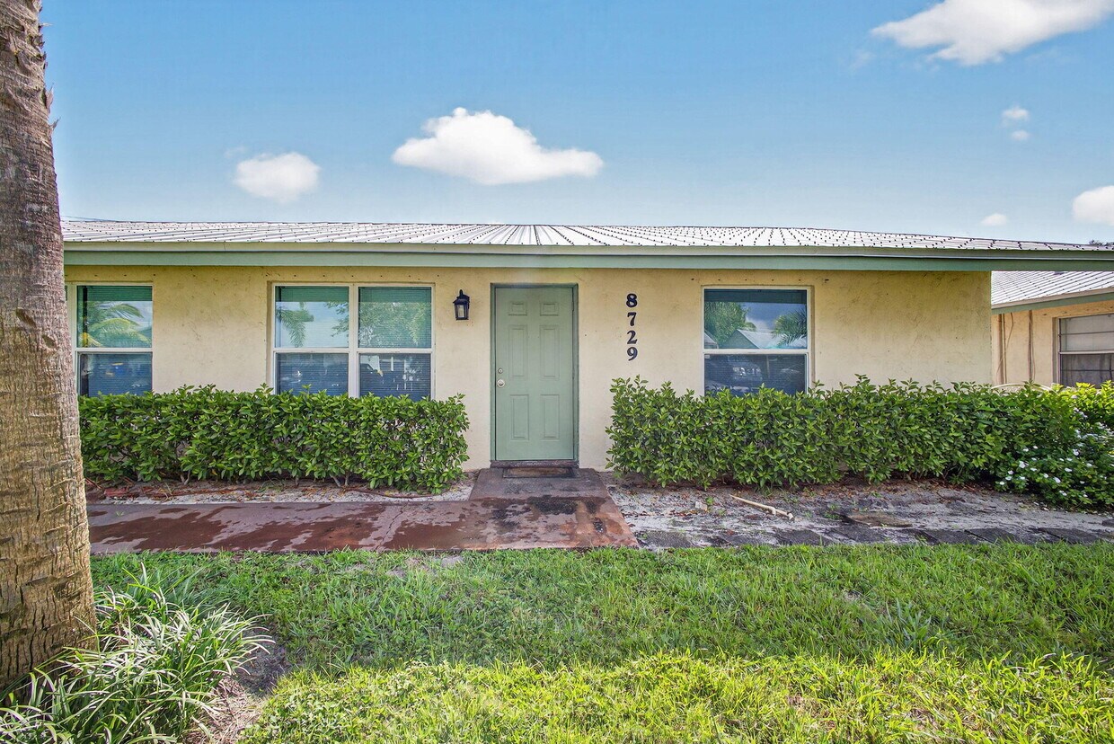 Foto principal - 8729 SE Hobe Ridge Ave