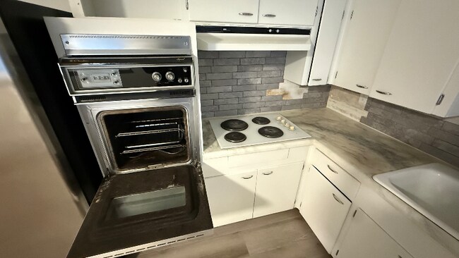 Building Photo - 5221 S 5120 W