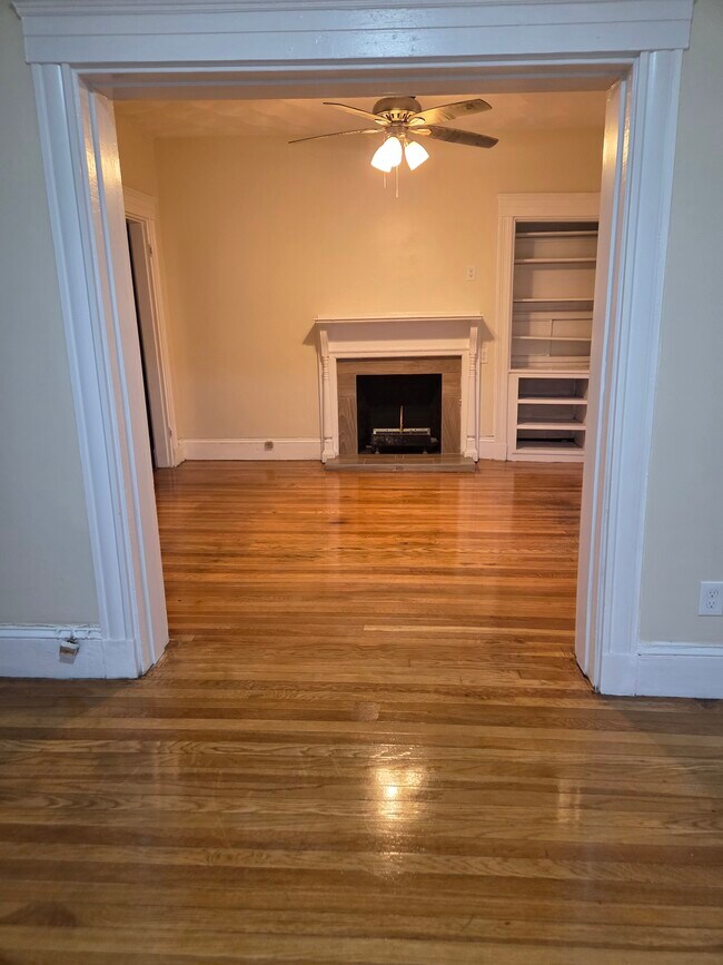 Foto del edificio - 82 Brent St