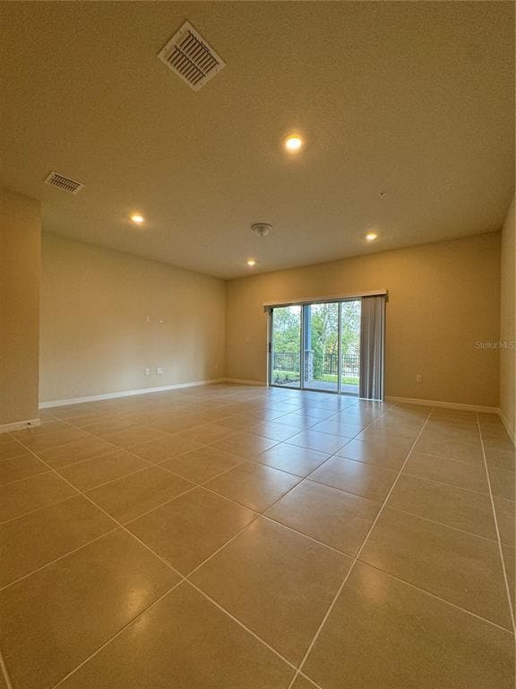 Building Photo - 105 Violet Vine Ln