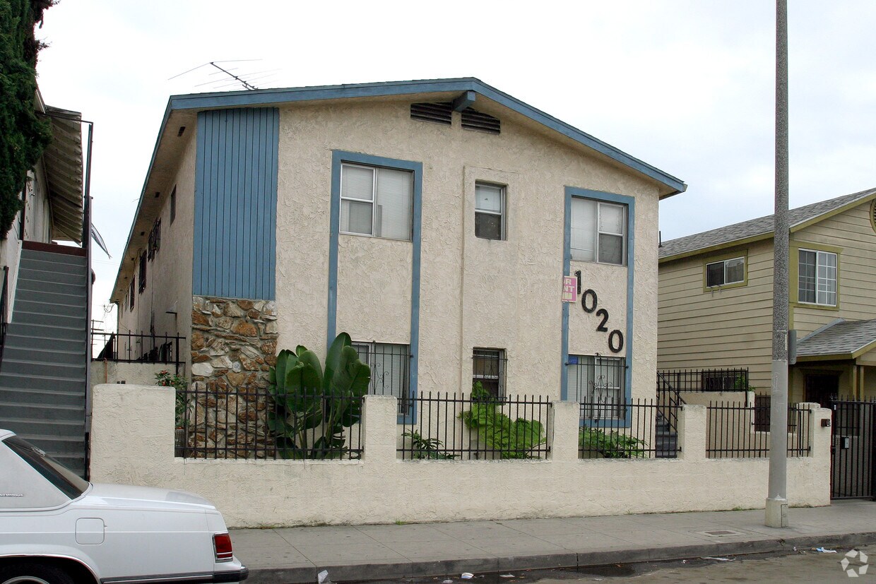Building Photo - 1020 E 12th St