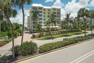 Building Photo - 1900 Gulf Shore Blvd N