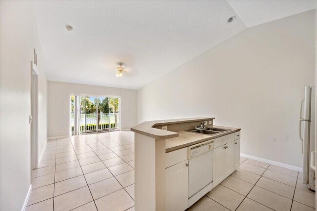 Building Photo - 4516 Oak Terrace Dr