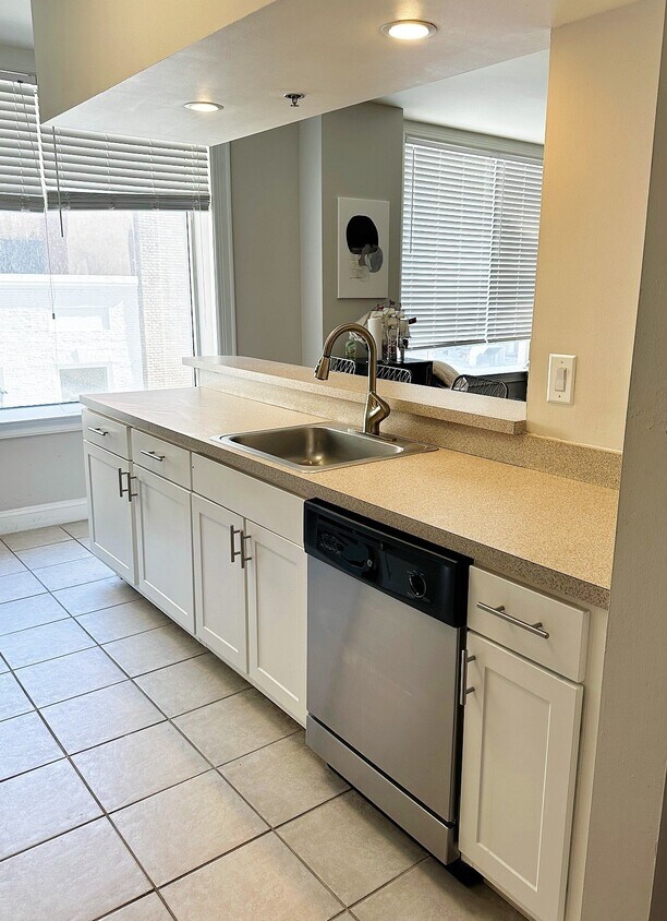 Rittenhouse Row Apartments 1601 Sansom St Philadelphia, PA
