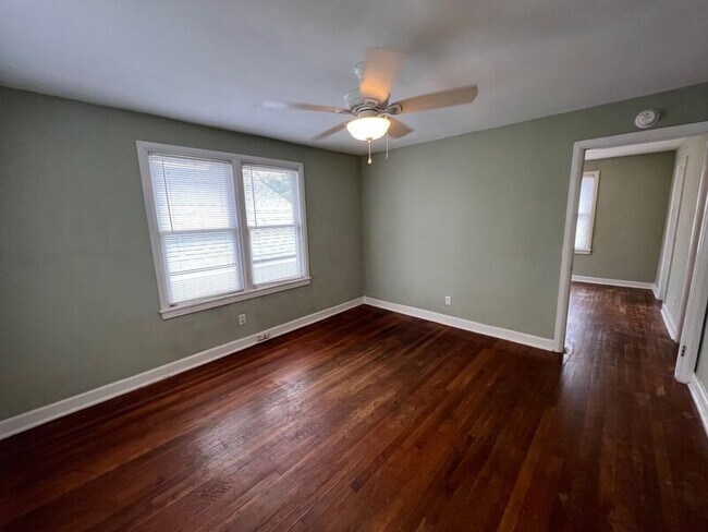 Foto del edificio - 2508 College St