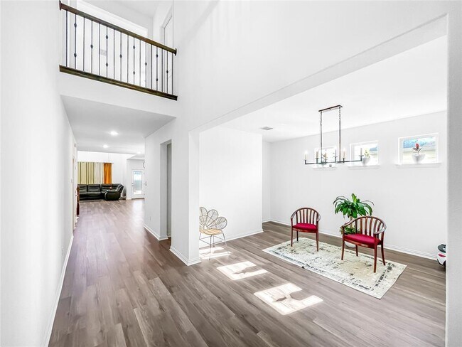 Building Photo - 114 Contrada Grace Ln