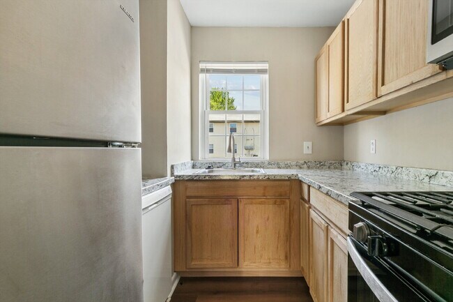 Building Photo - 506 Genneys Way