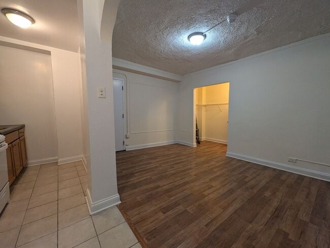 Foto del edificio - 5417 N Kenmore Ave