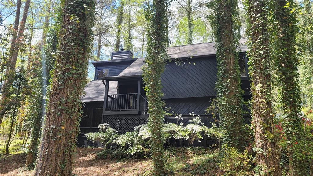 Foto principal - 4621 Kings Crossing Dr NE