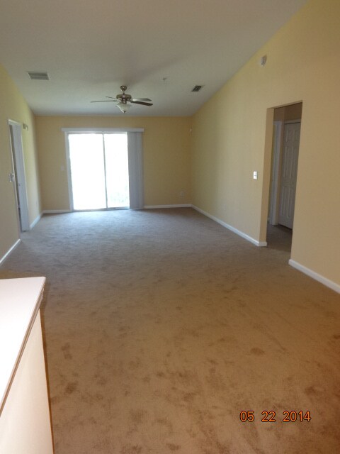 Foto del edificio - 7060 Deer Lodge Cir
