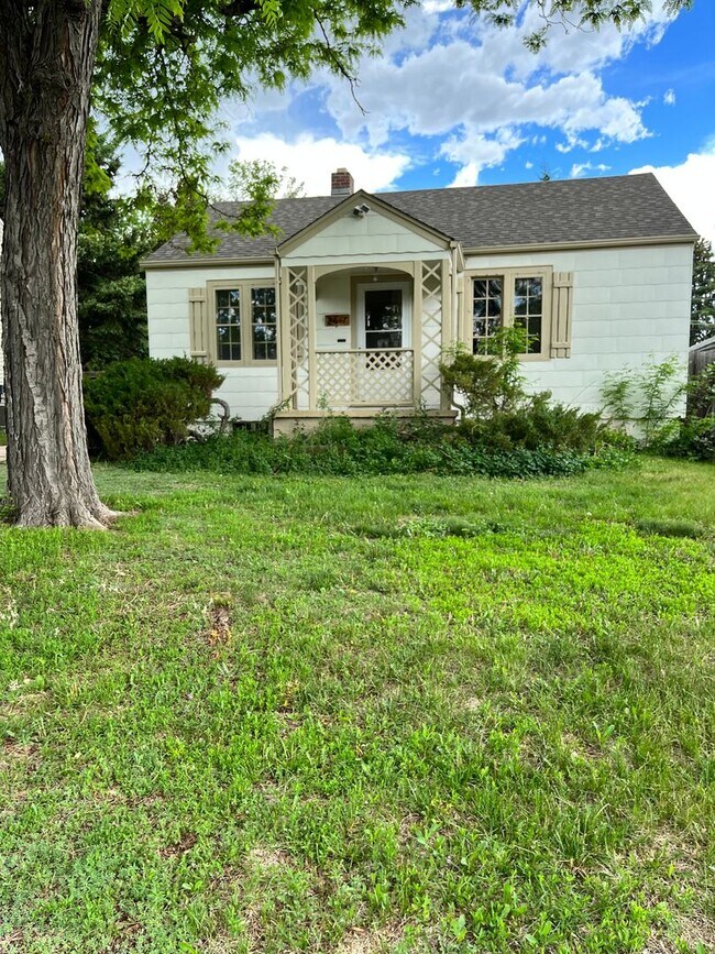 Building Photo - WONDERFUL HOME - GREAT LOCATION!!!
