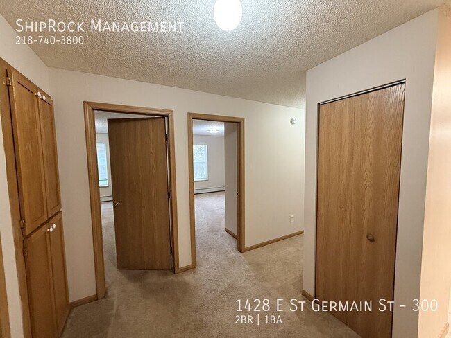 Foto del edificio - 1428 E St Germain St