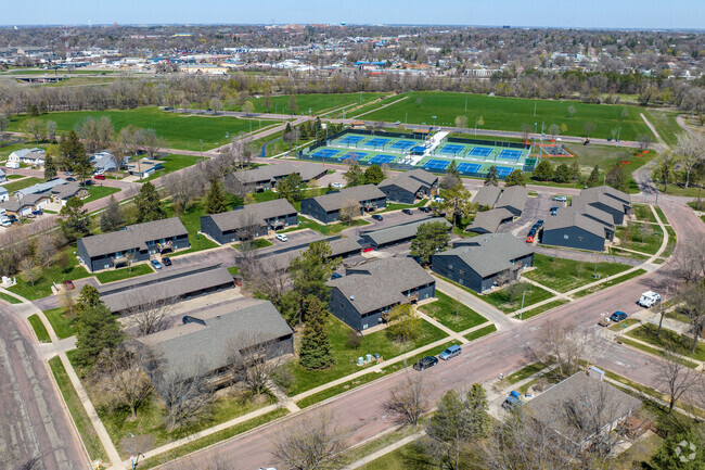 Building Photo - The Preserve Apartments