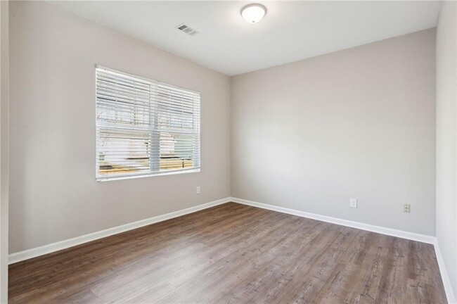 Building Photo - 4780 Alford Cmns