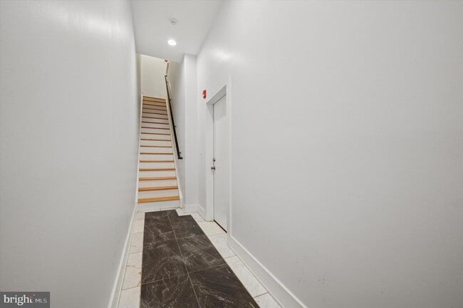 Foto del edificio - 629 N 32nd St