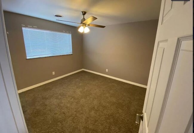 Building Photo - 1709 Camina Placer