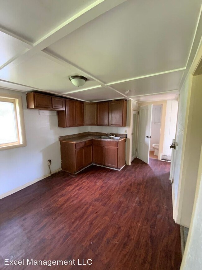 Foto del edificio - 6 br, 2 bath House - 629 Diamond Ave