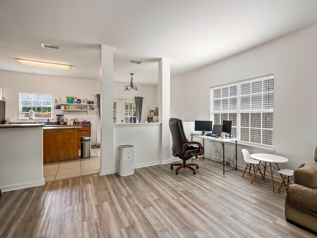 Foto del edificio - 25 Feather Trail