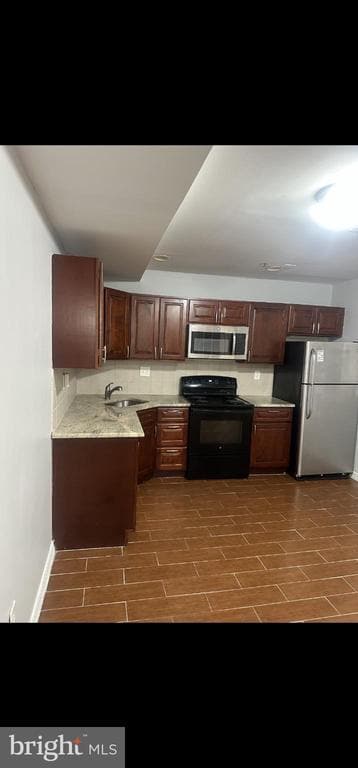 Foto del edificio - 391 Martin St