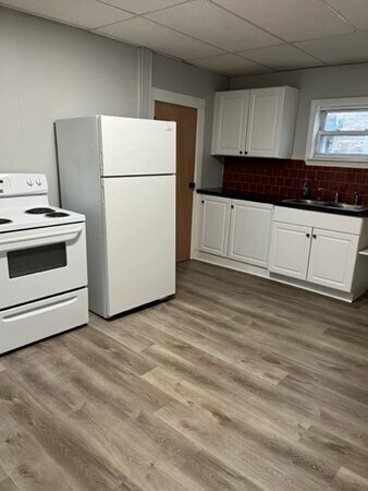 Building Photo - 18 Lamb St