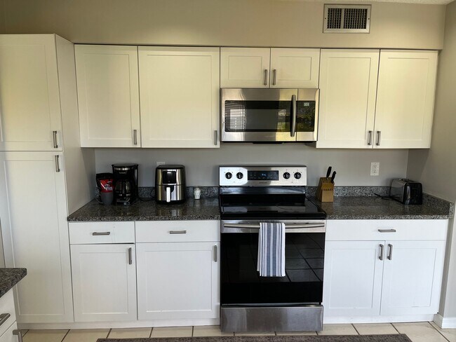 Foto del edificio - 3918 Shady Glen Ln