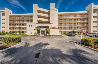 Building Photo - 6081 Bahia Del Mar Cir