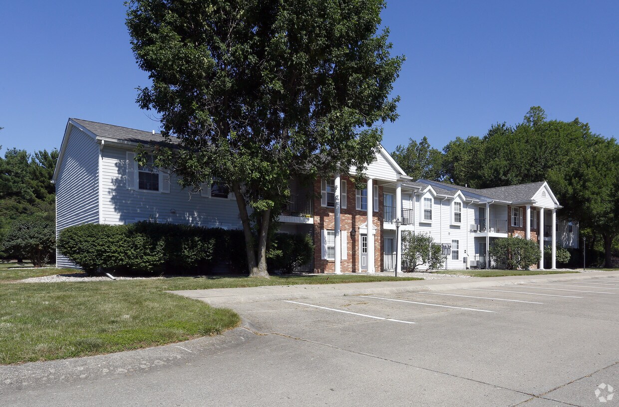 The Village Quarter Apartments Terre Haute In Apartments Com The Village Quarter Apartments Terre Haute In Apartments Com