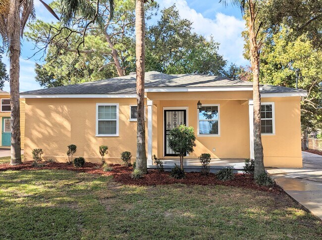 Less than 15 min from French Quarter - 5222 Wilton Dr