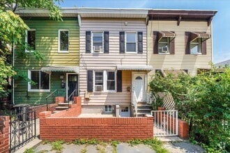 Building Photo - 4 Rademan Pl
