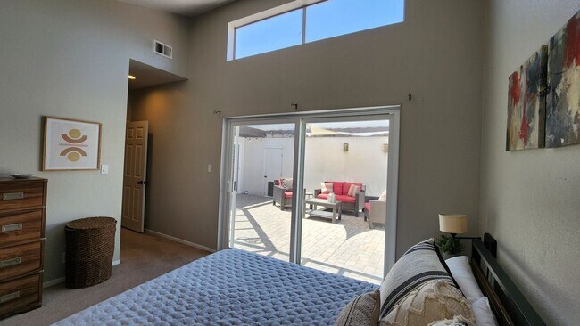 Building Photo - 911 Patria Cir