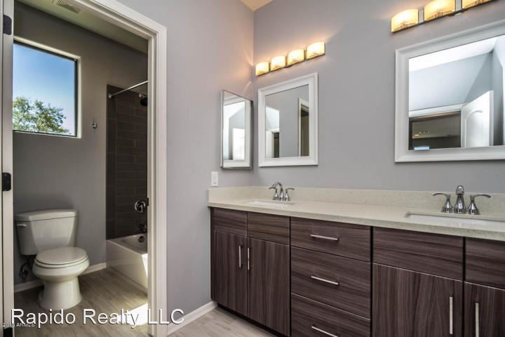 Building Photo - 4 br, 2.5 bath House - 2842 E Villa Rita Dr