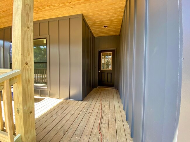 Photo - 232 Sylvan Rd House