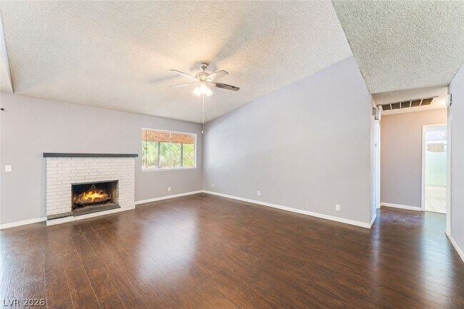 Foto del edificio - 4268 Hampshire Cir