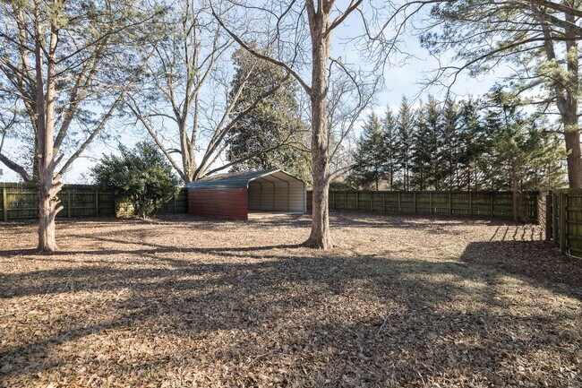 Foto del edificio - 6301 High Shoals Rd