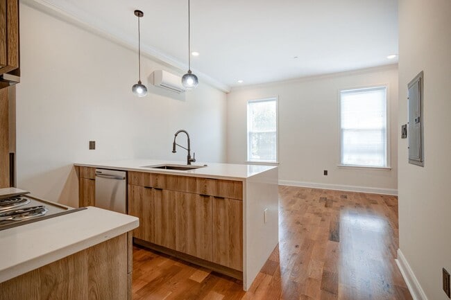 Foto del edificio - 2841 W Diamond St