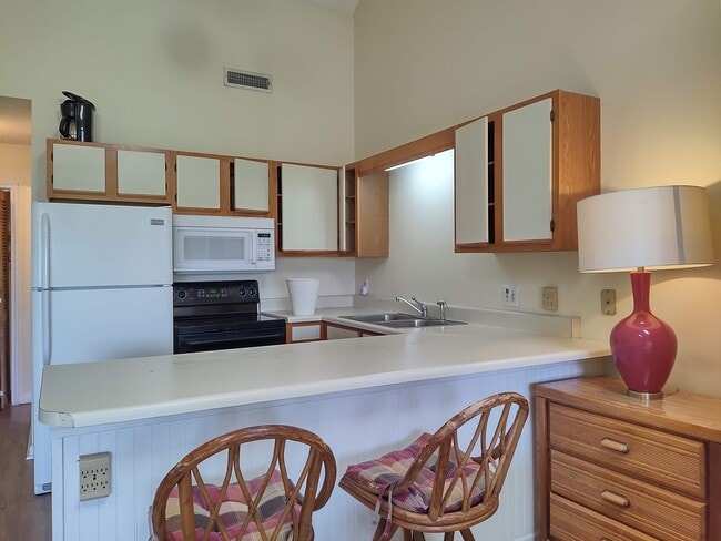 Building Photo - 510 Fairwood Lakes Dr