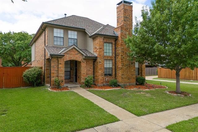 Foto principal - 719 Woodlake Dr