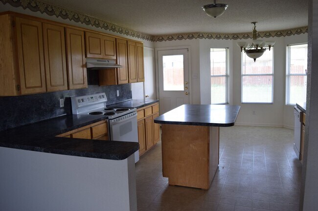 Building Photo - House for Rent in Killeen, TX