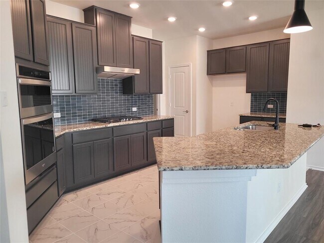 Building Photo - 4465 Acerno St