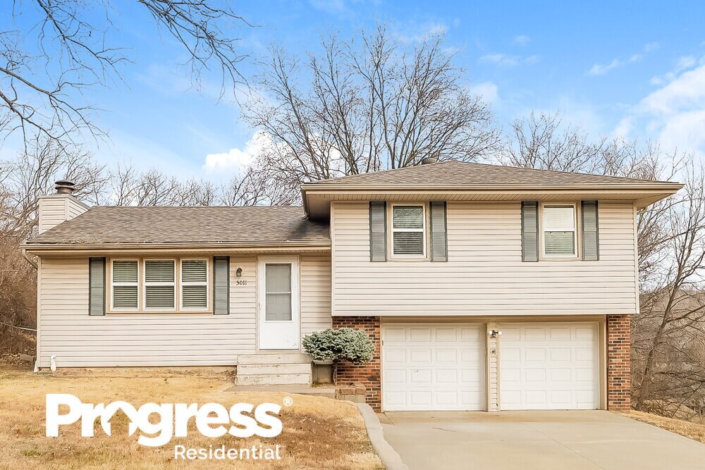 5011 NW Wood Ridge Dr, Kansas City, MO 64151 House Rental in Kansas